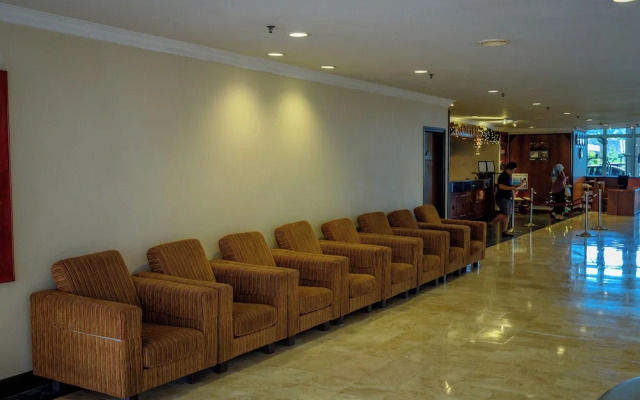 Rainbow Paradise Beach Resort by LWE