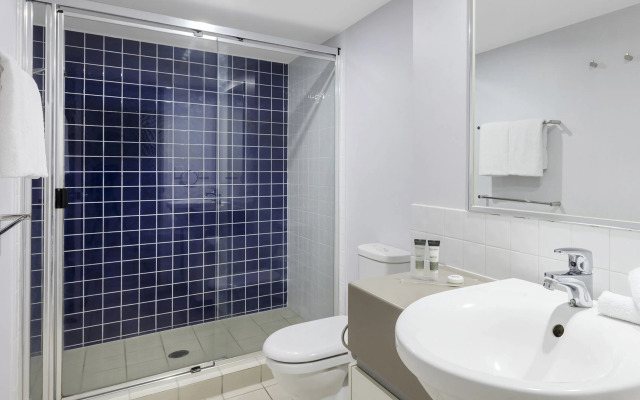 Oaks Brisbane Lexicon Suites