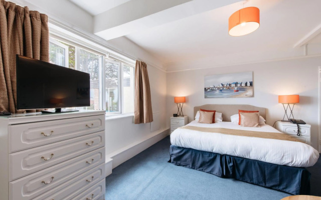 Northfield Hotel