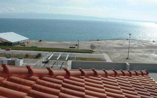 Apartment M