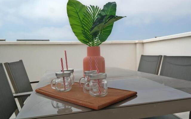 Penthouse Apartment & Pool Malaga Center