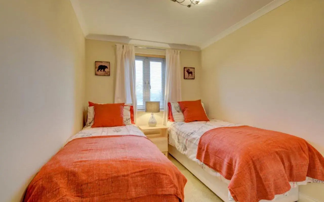 Bowleaze Beach Apartment