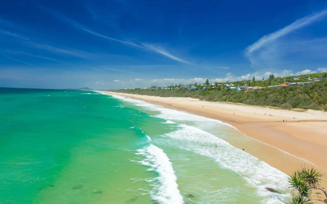 Sunshine Beach Shack