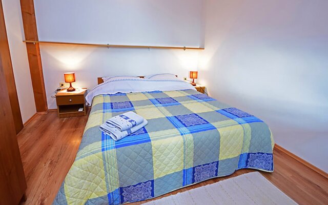 Apartment Lucic Tavernes 12380