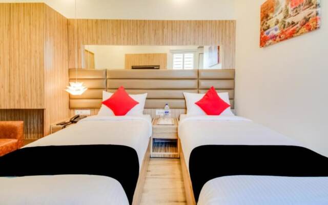 Capital O 62639 Inn The Centre