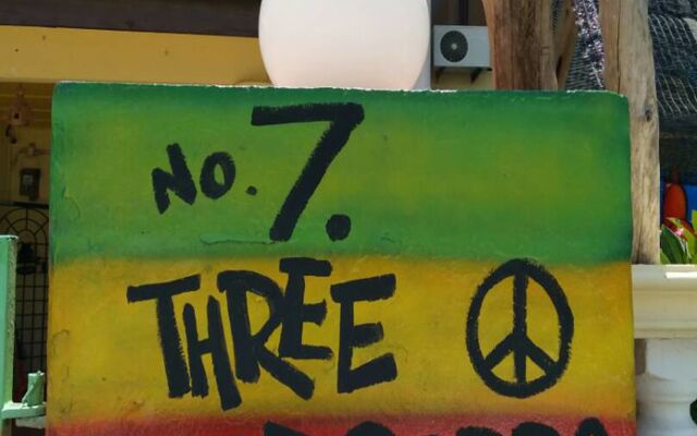 Three Little Birds Home - Hostel