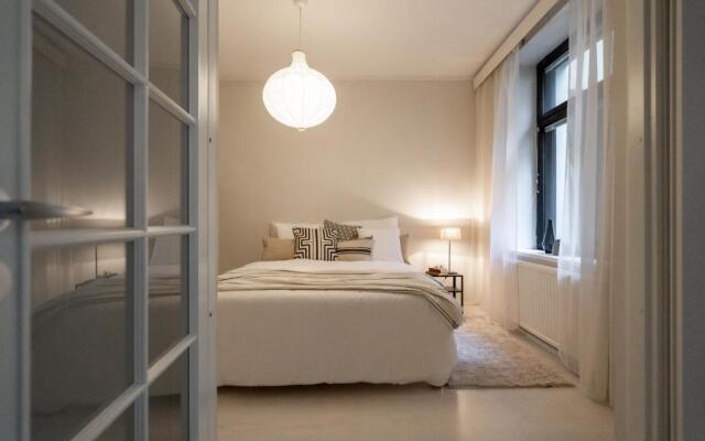 Roost Freda 43