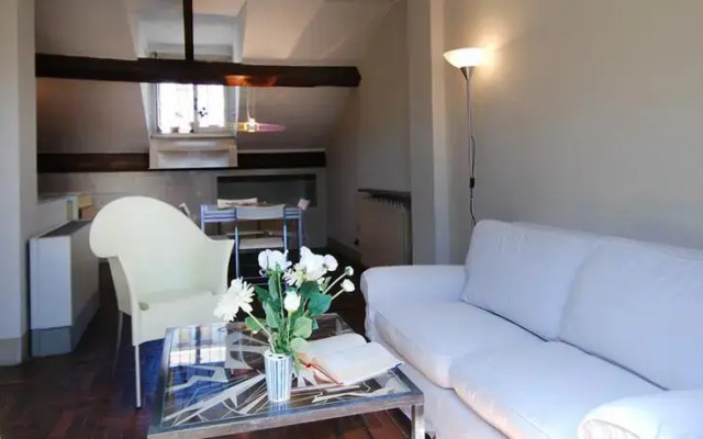 Anfossi Halldis Apartment