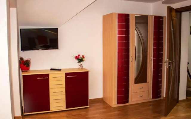 Mary Apartment