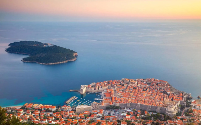 Urban City Apartment