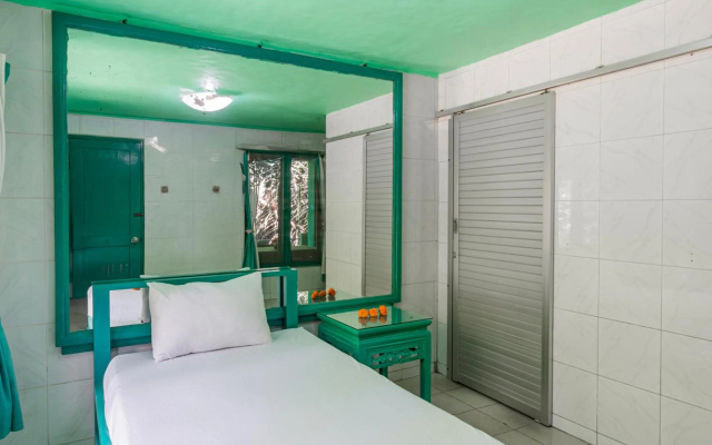Belvilla Padma Legian Resort Near Monkey ForestNearUbud Palace – Guest Rooms – Ubud