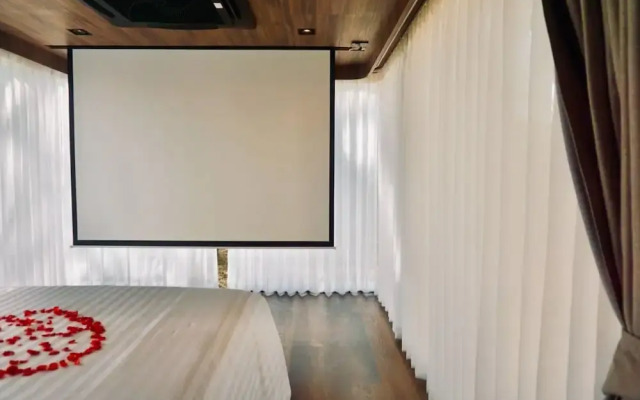 Timber Society Boutique Hideaway