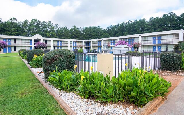 Motel 6 Conyers, GA