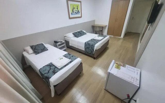 Max Hotel
