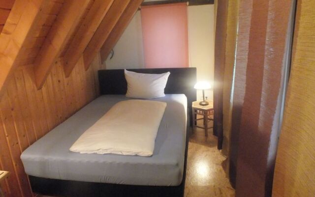 Rheinufer Lodge