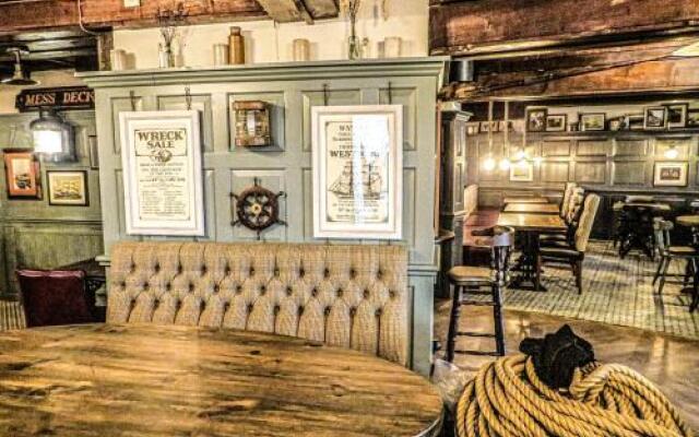 The Spiceship Inn