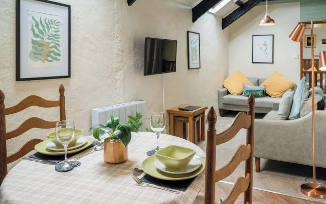The Loft - 1 Bedroom Apartment