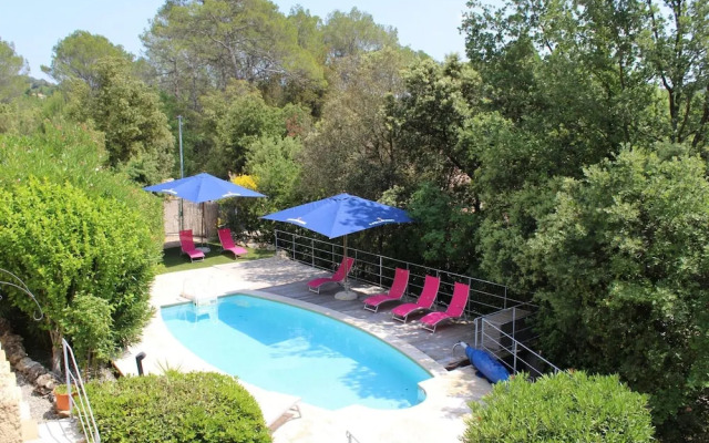 Holiday Home With Large Garden and Pool