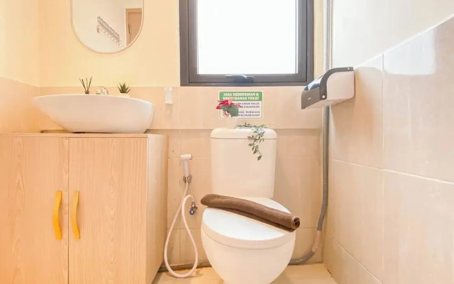 Cozy Living 2Br At Apartment Meikarta