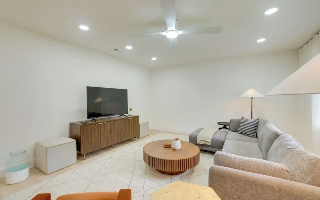 1 Mi to Ben Hill Griffin Stadium: Home w/ Patio!