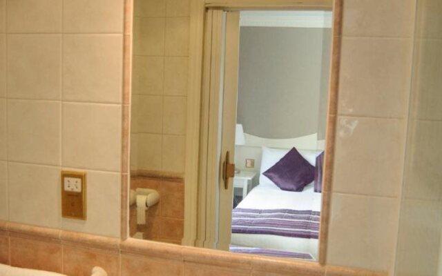 Germaines Hotel