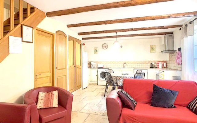 House With 2 Bedrooms In Monteux With Shared Pool Enclosed Garden And Wifi 40 Km From The Slopes