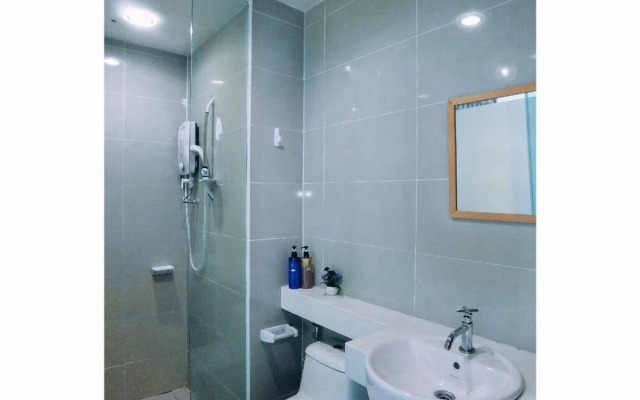 Ktan Soho At Scott Garden