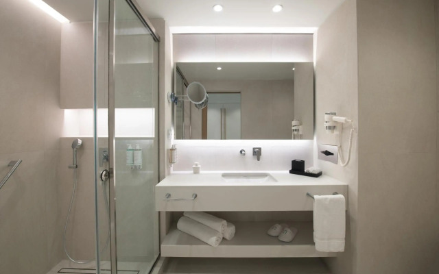 Neptune Luxury Resort