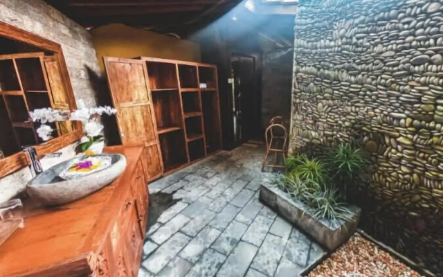 The Jungle Villa