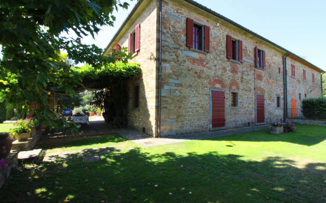 Private Villa With Wifi, Private Pool, TV, Veranda, Pets Allowed, Parking, Close to Cortona