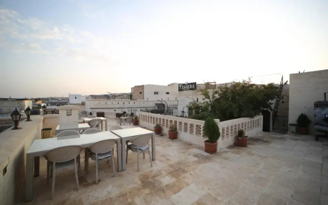 Tessera Hotel