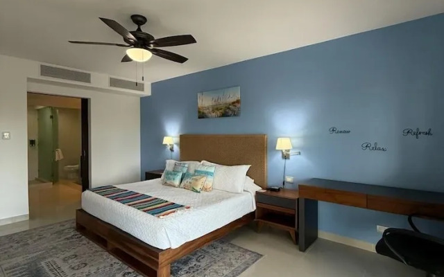 New Casa Paradise Ocean View 2 Bedroom Apts