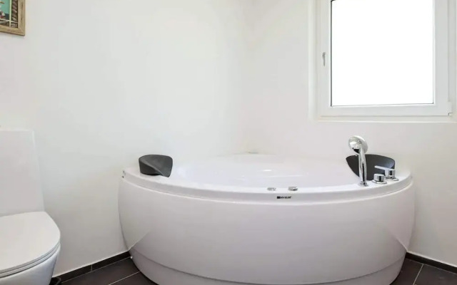 6 Person Holiday Home in Nykobing Sj-by Traum