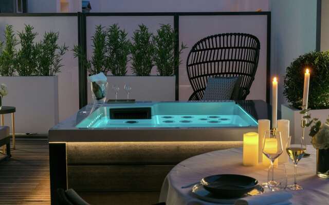 Niepce Paris Hotel, Curio Collection by Hilton