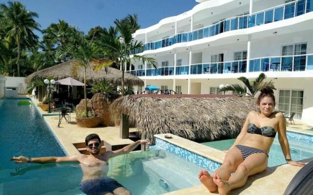 Phoenix Spa and Resort Condominium