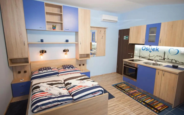 Design Apartments Red Blue