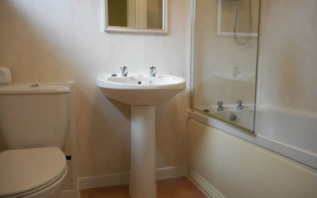 Birch Lodge 22 With Hot Tub, Newton Stewart