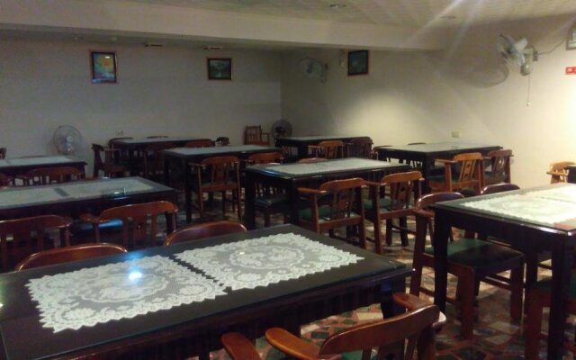 Full Hot Spring Hotel