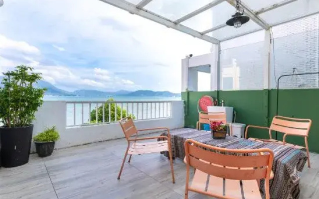 Shenzhen Meishe First-line Seaview Homestay (Jiaochangwei Branch)