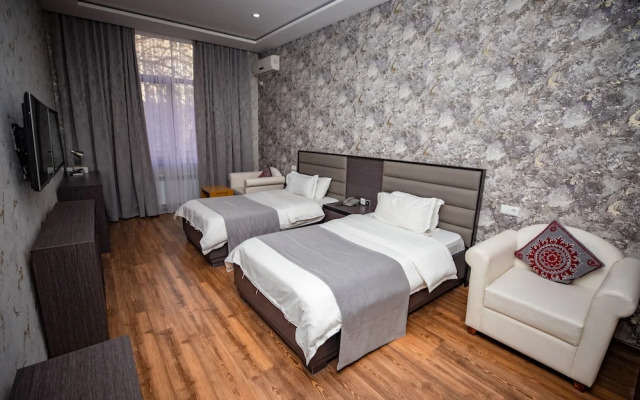 Vatan Dushanbe Hotel