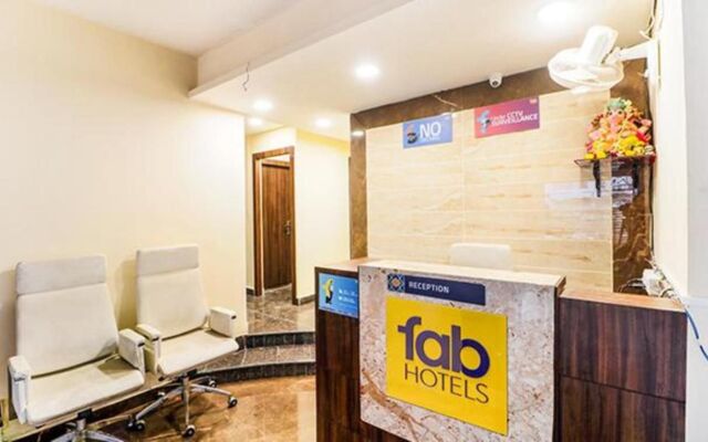 Fabhotel Carnival
