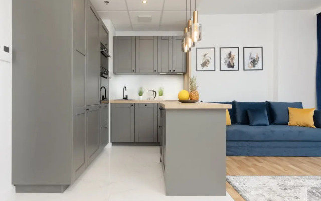 Kasprzaka 29 With 1 Bedroom by Renters