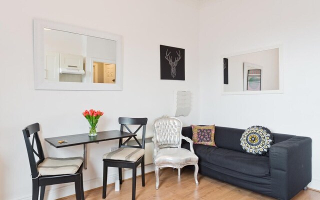 Lovely Self contained 1-Bed Apartment in Rathmines