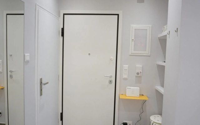 Cozy Newly-renovated Studio