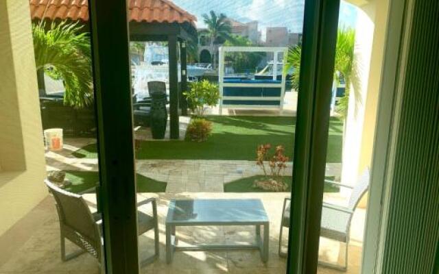 Condominium Nautica