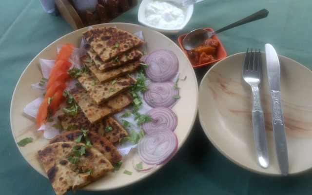 Bhammar's Inn - A Pure Vegetarian Hotel
