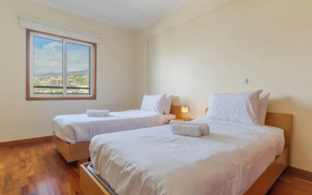 Ivana Apartment by HR Madeira