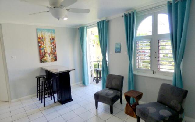 Beach One Bedroom Suite A17