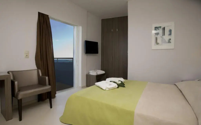 Astron Hotel