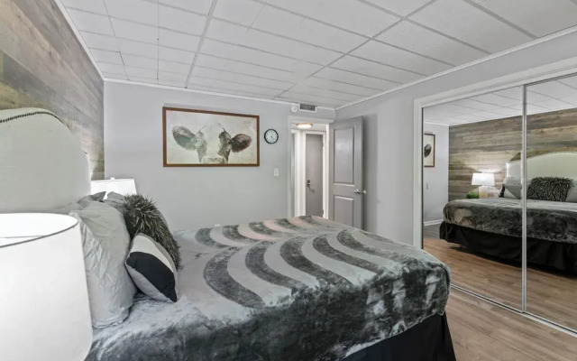 Modern 2br Condo in the Smokys!